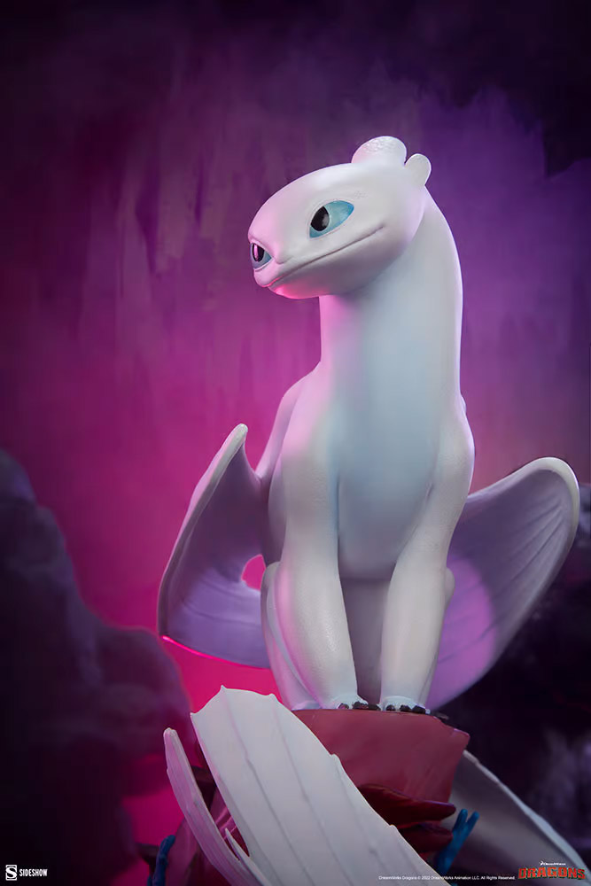 Sideshow How to Train Your Dragon Hidden World Light Fury Statue